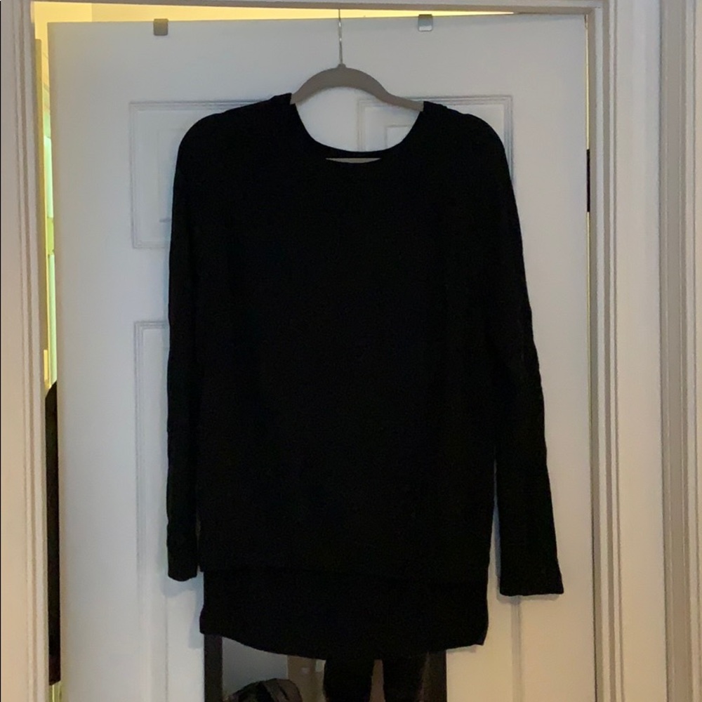 Black Lululemon sweater. Size 8.